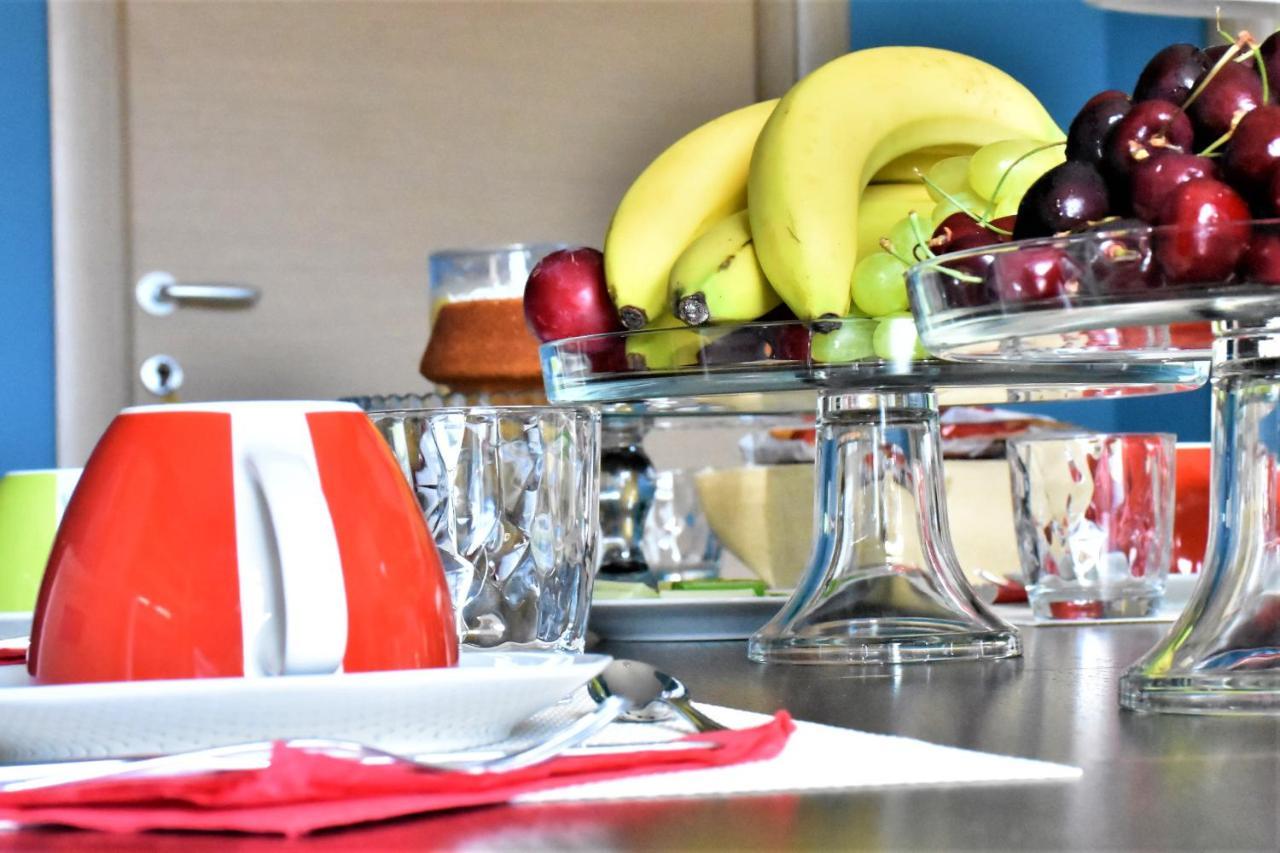 Bed And Breakfast Il Girasole Монделло Экстерьер фото