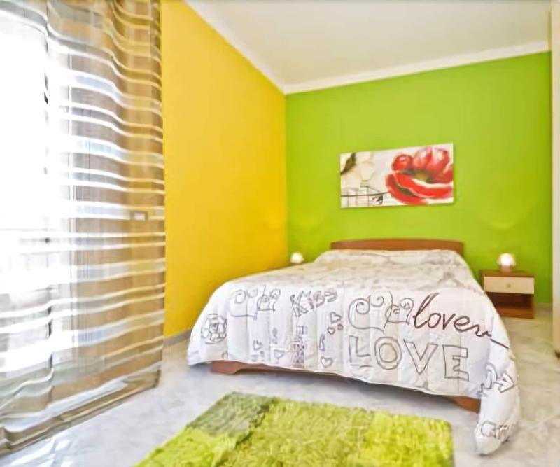 Bed And Breakfast Il Girasole Монделло Экстерьер фото