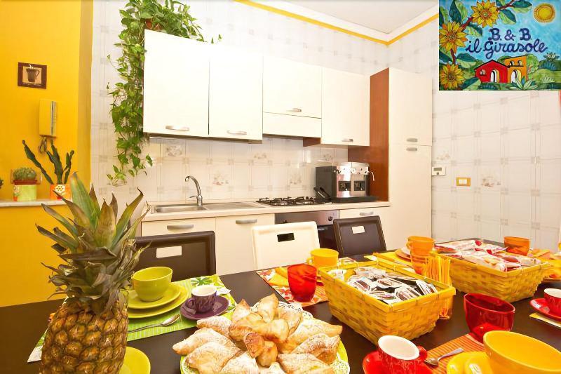 Bed And Breakfast Il Girasole Монделло Экстерьер фото